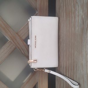 Michael Kors wristlet